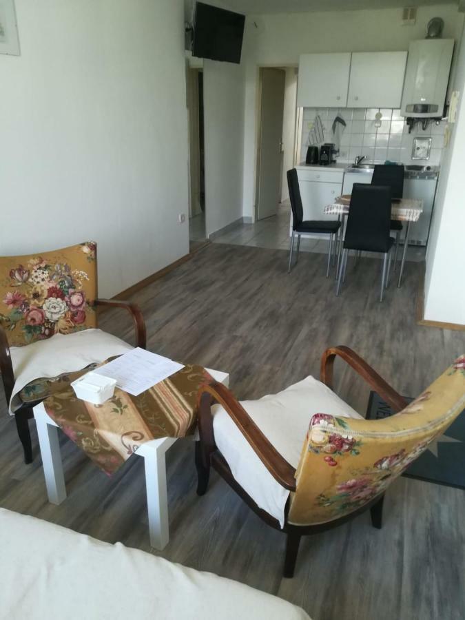 Ferienwohnung Hietzing Wenen Buitenkant foto